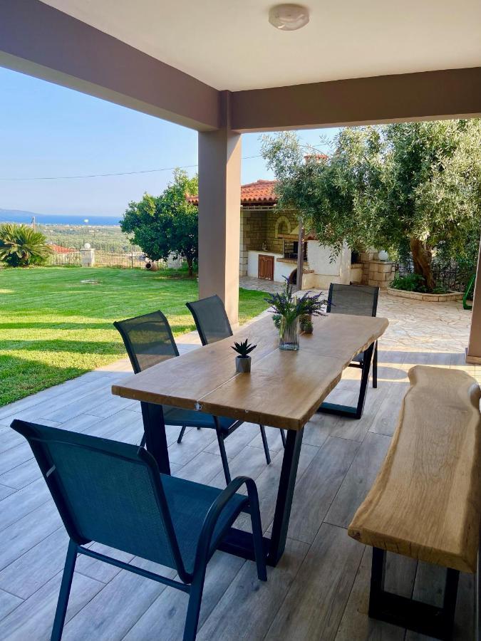 Akrivi'S House In Kalamata Extérieur photo